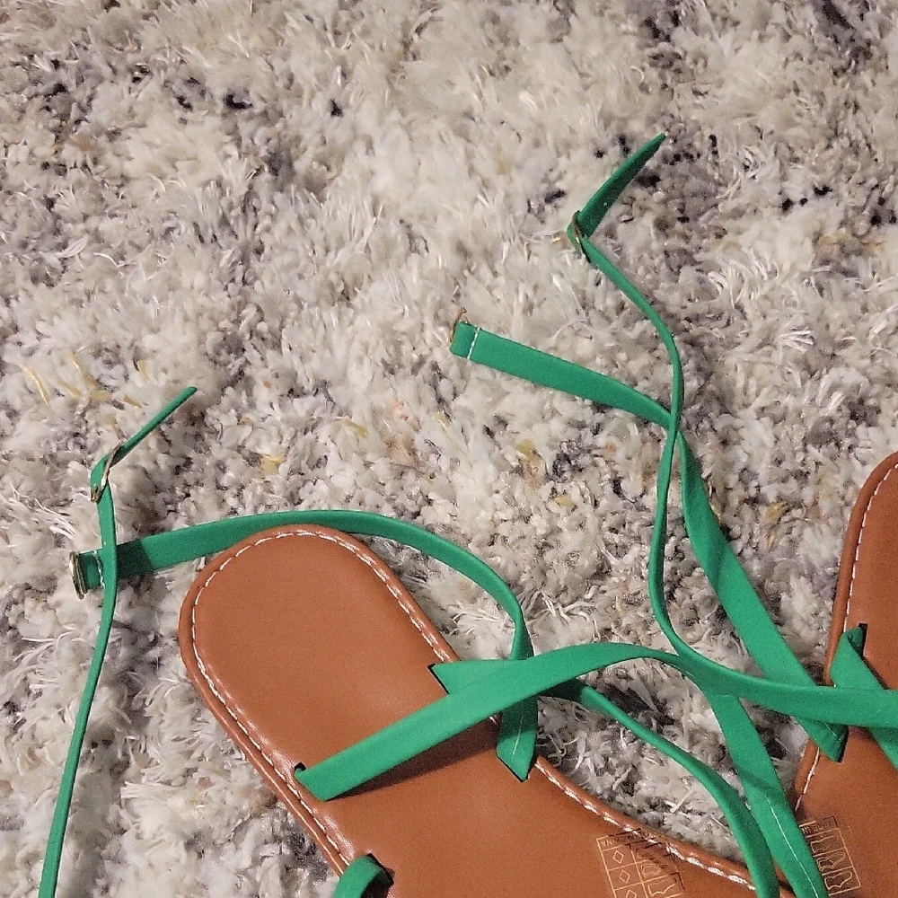 Women’s Green Strappy Lace-Up Sandals